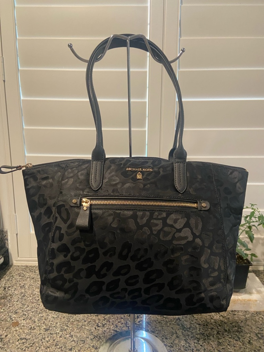 Michael Kors EUC Tote/Shoulder Bag Animal Shadow Print